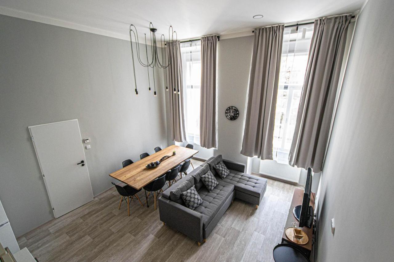 Sightseeing Apartment By Ruterra Prag Exteriör bild