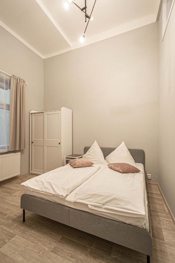 Sightseeing Apartment By Ruterra Prag Exteriör bild